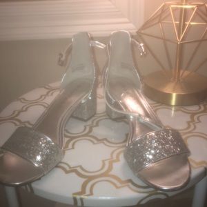 Rampage silver heels 🤍
